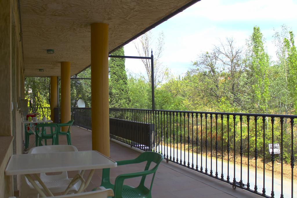 Residencial Los Robles Arroyo Frio Phòng bức ảnh